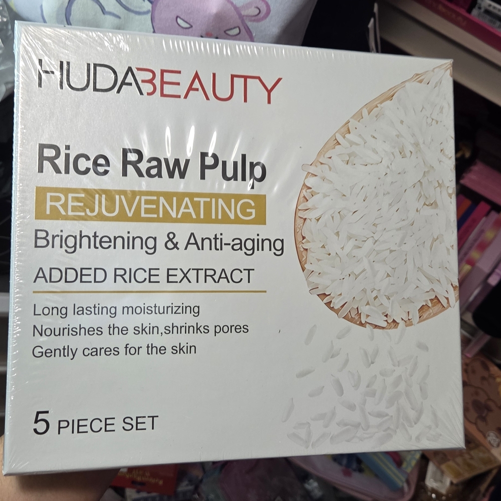 HUDA BEAUTY Rice Raw Pulp Rejuvenating Set